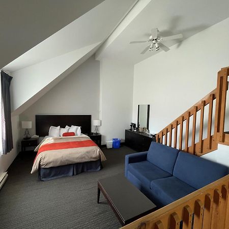 Hotel Vacances Tremblant มงต์-ทร็องบล็องต์ ภายนอก รูปภาพ
