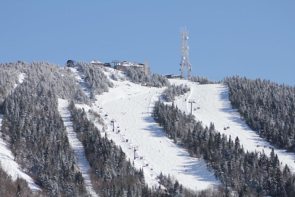 Hotel Vacances Tremblant มงต์-ทร็องบล็องต์ ภายนอก รูปภาพ