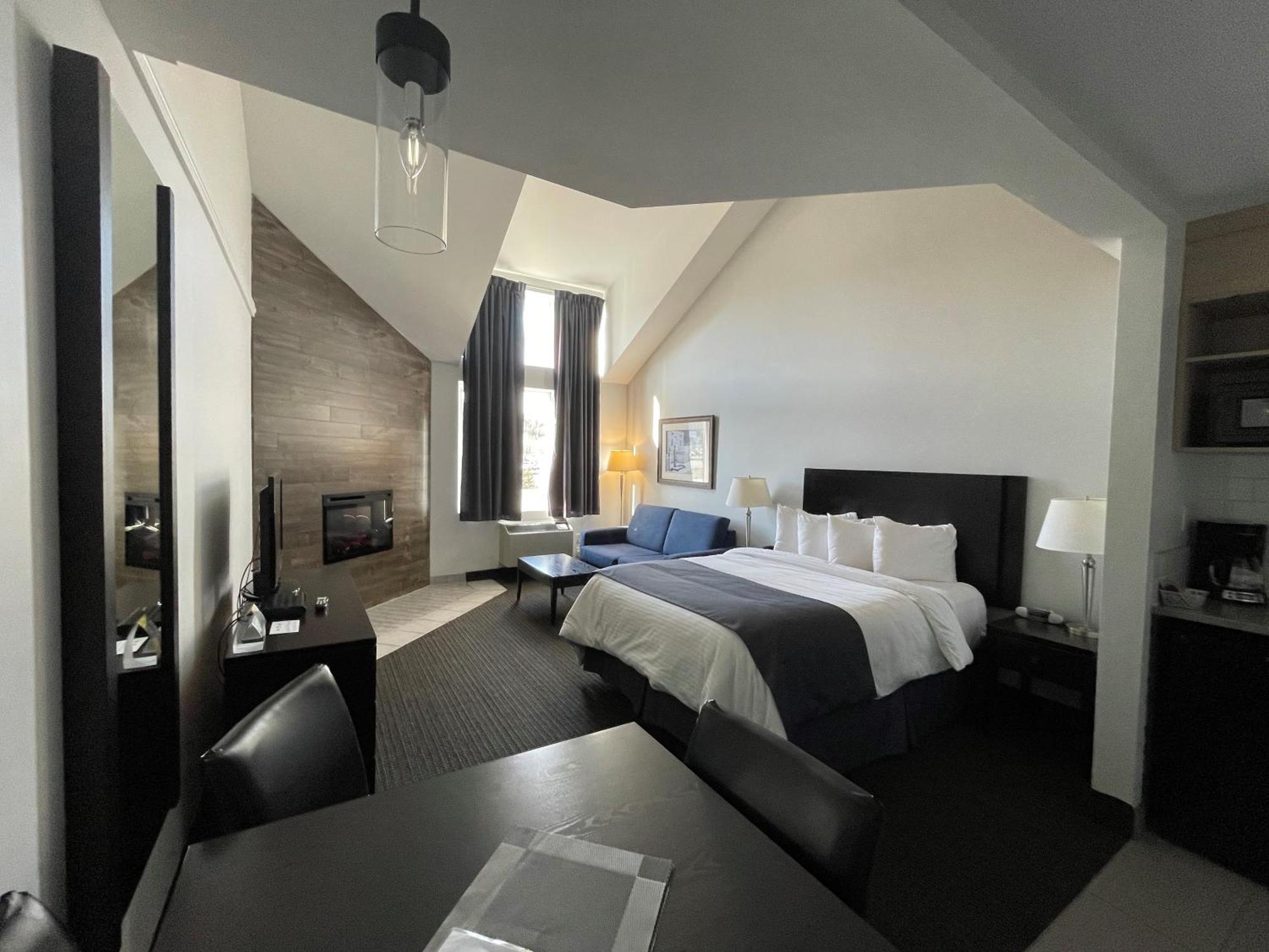Hotel Vacances Tremblant มงต์-ทร็องบล็องต์ ภายนอก รูปภาพ